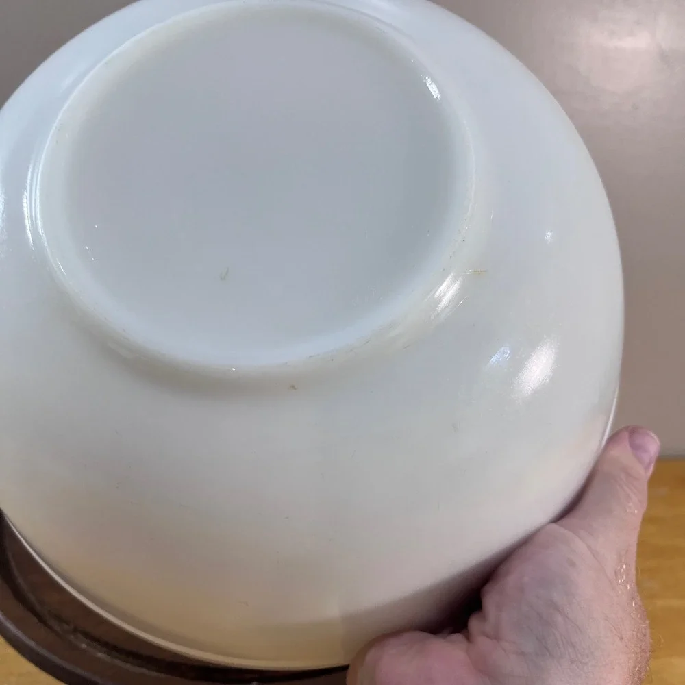 Vtg Pyrex True Opal White 404 Mixing Bowl 4 Qt Milk Glass Round Nesting